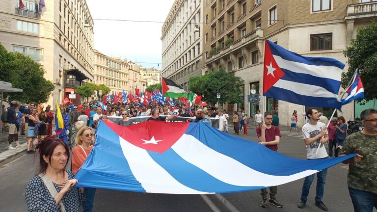 28/05/2026 - Corteo contro la minaccia di aggressione U.S.A.